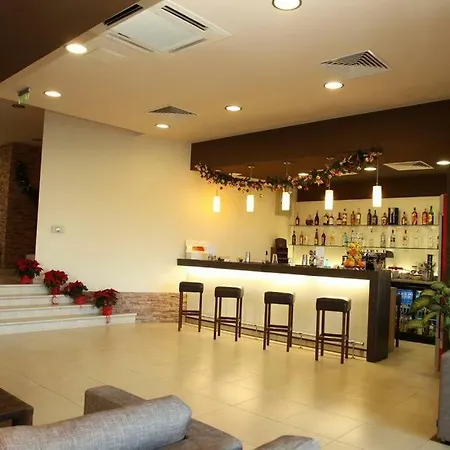 Aspen Golf And Ski 라즐로그